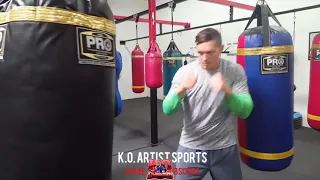 SCARY! USYK BARE KNUCKLE TRAINING, SMASHING HANDPADS & HEAVY BAG!