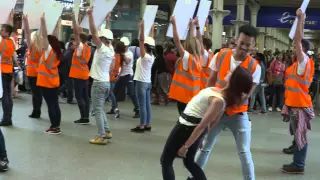 Saint-Gobain Innovation Centre Flashmob - St Pancras Station