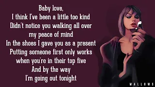 Taylor Swift - Bejeweled (Lyrics)