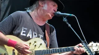 Neil Young + Promise Of The Real live in Leipzig 2016 (full audio)