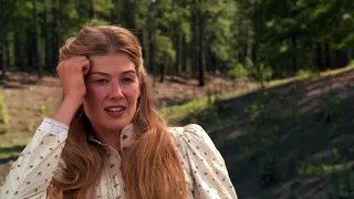 Hostiles - Itw Rosamund Pike (official video)