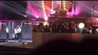 BTS reaction to MAMAMOO Melon Music Awards(two differents reactions)