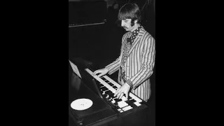 The Beatles - With A Little Help From My Friends - Isolated Vocals + Organ