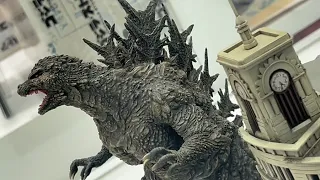 ホビージャパン - ゴジラマイナスワン - 銀座襲来 ジオラマ展示 Hobby Japan - Godzilla Minus One - Attack on Ginza Diorama Display