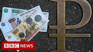Russian currency crashes as economic impact of Ukrainian invasion takes effect - BBC News
