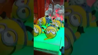 ♥️MINIONS CLAW MACHINE♥️ satisfying playtime #satisfying #trending #shorts #playtime #games