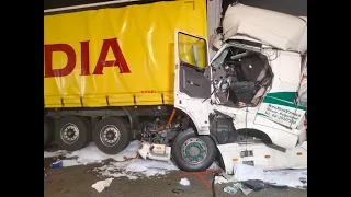 Schwerer Verkehrsunfall auf der A3 - Ein Toter