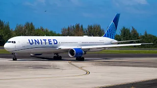 20  Minutes Watching Airplanes| Planespotting at San Juan Puerto Rico | United  B767-400 Evo Livery.