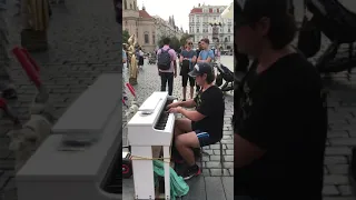 Clair de Lune by incredible street pianist 🌙