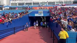 Damar Hamlin takes the field for The Buffalo Bills' scrimmage