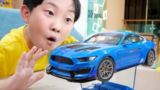 예준이의 자동차 장난감 조립놀이 색칠놀이 게임 플레이 Car Toy Assembly with Game Play