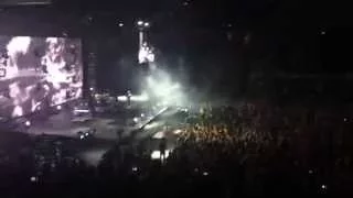 Muse - Intro + Psycho Live in Singapore 2015 (FULL)