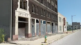 Exploring Abandoned Buildings in East St Louis