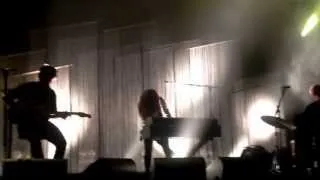 Beach House - Myth (Live In Las Vegas)