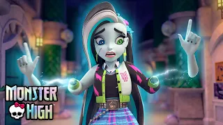 Czy na Frankie ciąży klątwa?! | Nowy animowany serial Monster High