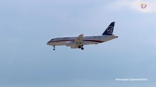 МАКС 2017 - взлёт и полёт Sukhoi Superjet 100