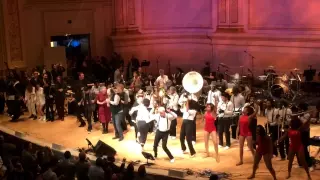 David Byrne & Brooklyn United Marching Band "God's Love/Uptown Funk"