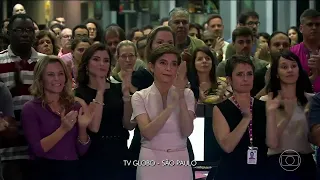 Jornal Nacional - Aplausos de todos os jornalistas da Globo a Glória Maria (02/02/2023)