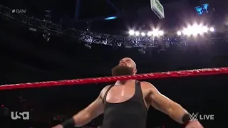 Braun strowman vs finn balor