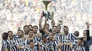 Juventus Campione! La premiazione allo Stadium -The Juventus champions lift the trophy at JStadium!