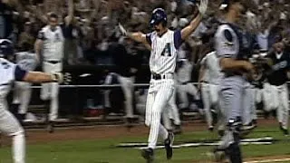 Gonzalez's walk-off wins Arizona the 2001 World Series