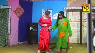 Nasir Chinyoti and Jiya Butt | Amanat Chan | Stage Drama | Vari Tere Ishq Te #comedy #comedyvideo