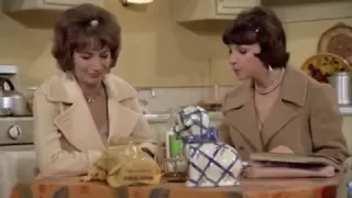 Laverne and Shirley Sing High Hopes