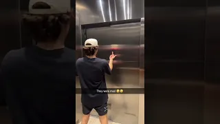 Elevator middle finger prank!🤣