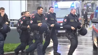 Polizeigroßeinsatz bei Demo in Wien