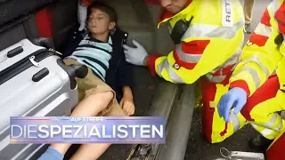 Familie verunglückt mit Kind im Kofferraum | Auf Streife - Die Spezialisten | SAT.1 TV