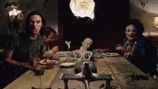 Family Dinner (Texas Chainsaw Massacre 1974)