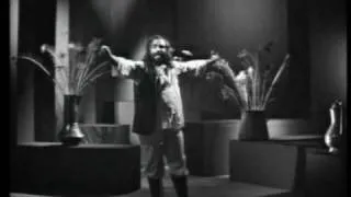 VIDEO Demis Roussos   Trigi Trigi Mana Mou Velvet Mornings