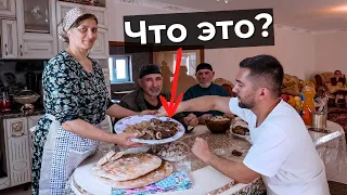 How Chechens feed their guests (Eng Rus sub)