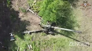 DPR Troops Use Hyacinth Field Gun To Blast Ukrainian City Defences