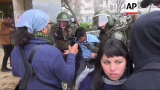 Chilean students clash with police during protest