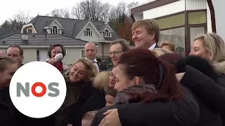 WOONWAGENKAMP: Koning brengt verrassingsbezoek aan dit kamp in Zeist