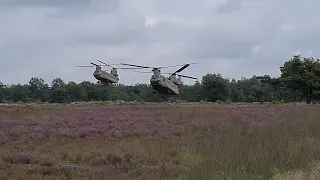 Duo landing NEW RNLAF Chinook CH-47F #chinook #RNLAF #298squadron