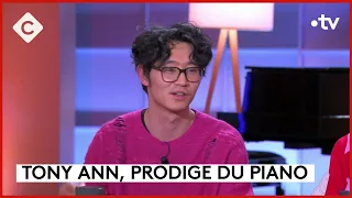 Tony Ann, le pianiste qui valait 1 milliard de vues - C à Vous - 05/06/2024