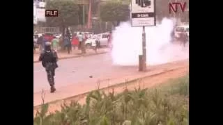 Minister criticizes police for excessive use of teargas