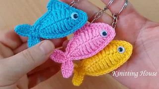 wow!! 😱Everyone, big or small, will love this crochet keychain. büyük küçük herkes bayılacak