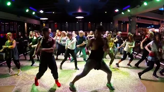 Coreografia Zumba "Chantaje" Shakira Ft. Maluma..