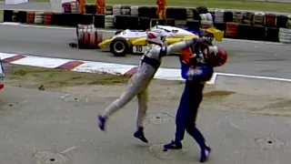 Piquet and Salazar fighting after crash. German 1982 Grand Prix.