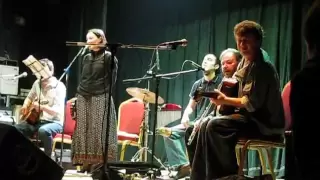 Аня Хвостенко - Зеленые рукава