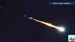 ¡Increíble! Captan en video caída de meteorito en México