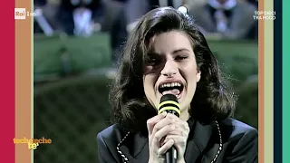 Laura Pausini - Live Sanremo 1993 - La solitudine (estratto)
