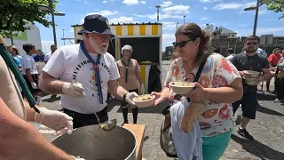 Grandes Festasdo Espirito Santo Ponta Delgada Distribuição de SOPAS Campo de São Francisco P Delgada