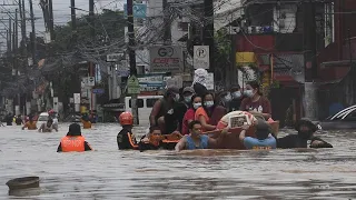 Тайфун 2-й категории "Вамко" обрушился на Филиппины