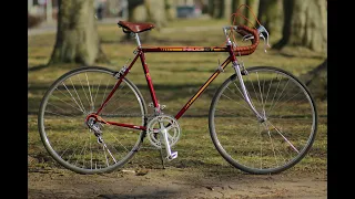 Peugeot. A vintage road bike.