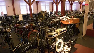 "PS Speicher Depot Motorrad" in UHD/4K