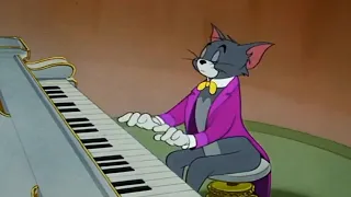 Tom tocando Tritsch-Tratsch-Polka de Johann Strauss (Johann Mouse)